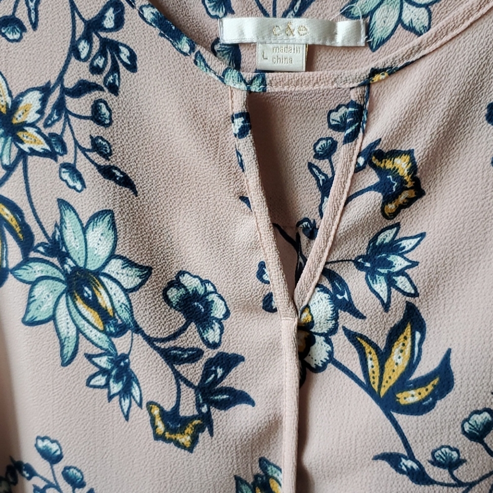c&e floral blouse - Picture 2 of 4